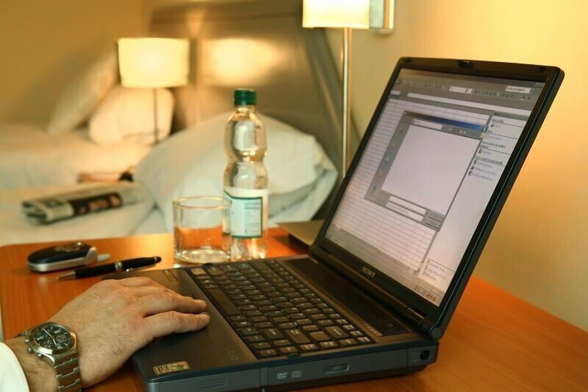 Hotel Eurotel El Bosque Santiago Dış mekan fotoğraf