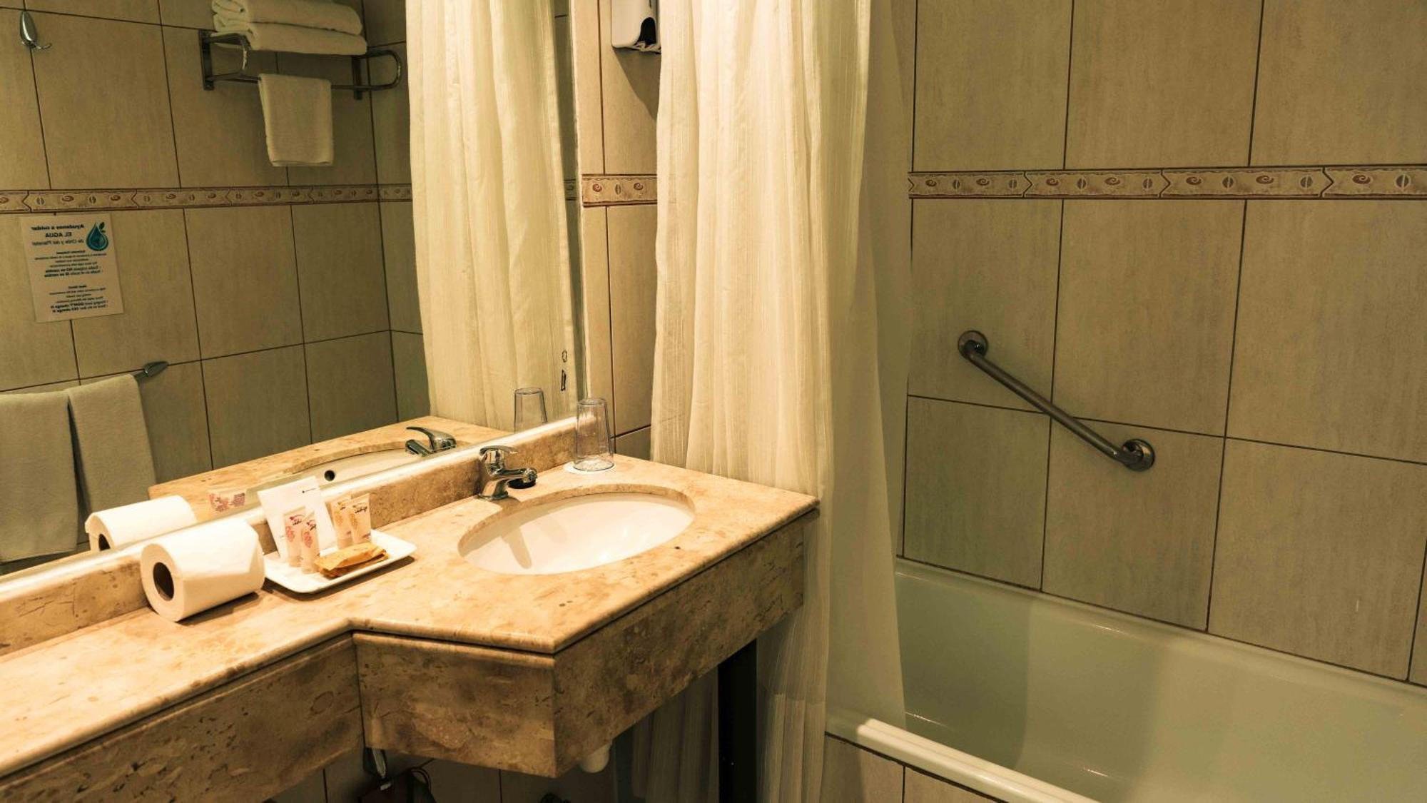 Hotel Eurotel El Bosque Santiago Dış mekan fotoğraf